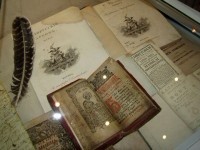 Выставка уникальных старинных книг открылась в Могилёвском краеведческом музее